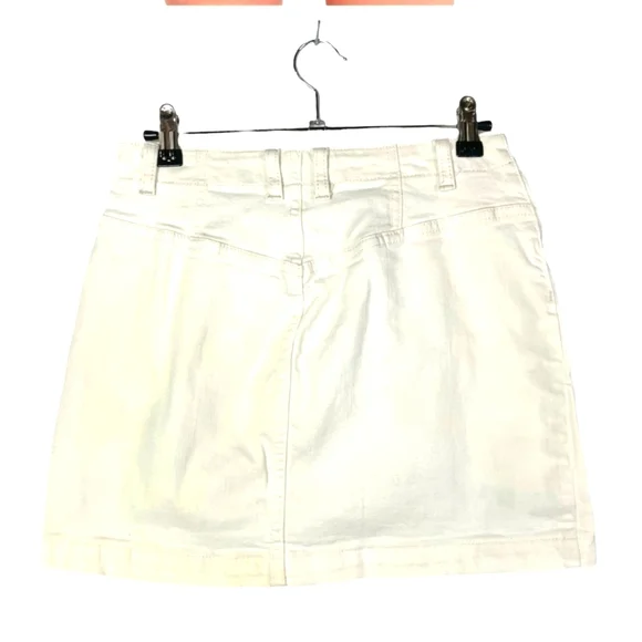 FREE PeopleWe The Free White Denim Shes ALL that Mini Skirt Size 31 - Picture 7 of 8
